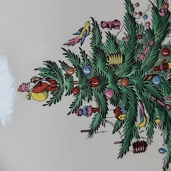 Spode Christmas Tree 12" Round Scalloped Chop Plate/Platter - Picture 10 of 17